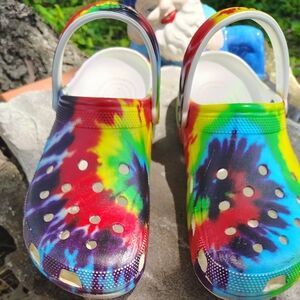 MENS SZ 12 TIE DYE AIR HOLE SANDALS EITH STRAPS LN